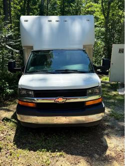 2018 Chevy Express 3500