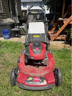 Briggs and Stratton Lawnmower