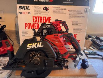 SKIL CR5429B-20 PWR CORE 20V Rear Handle Circular Saw, Dust Port, with 2 5.0Ah Batteries and Charger New