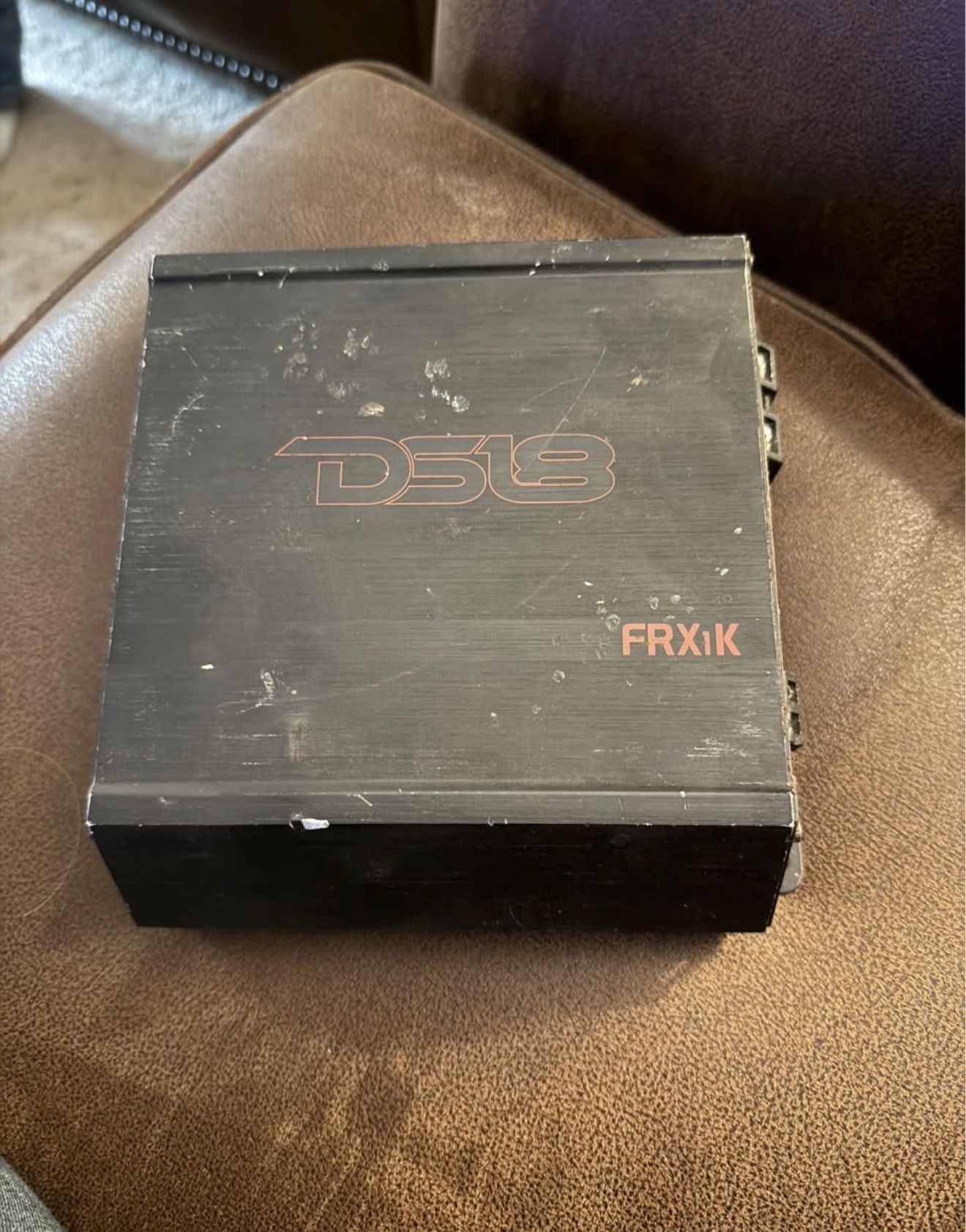 DS18 FRX1K Amplifier