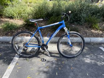 Trek Series 3 3700 Hard Trail Mountain Bike