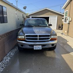 2004 Dodge Dakota