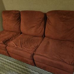 Recliner Chairs With Two Chase And Cupholders