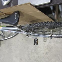 Stillwater Roadmaster road hybrid bicycle bike