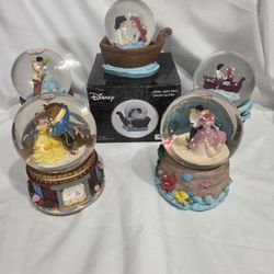Disney Princess Snow Globe Music Box