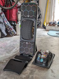 Onewheel GT + Stand + Turbo Charger