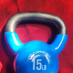 15LB KETTLEBELL RUBBER COVER STEEL HANDLE.   15LB  TOTAL 
11525 S HALSTED DUNKIN DONUTS/7111.S WESTERN WALGREENS 
15$  CASH ONLY 