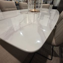 Modern Marble Dining Set – Table With 6 Luxury Chairs