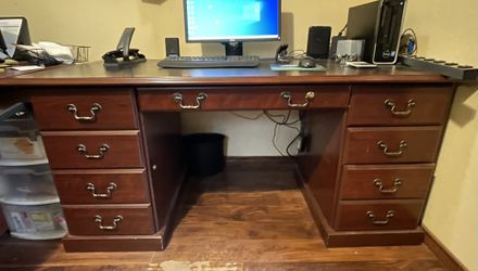 Office Desk