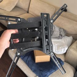 Wall Mount Tv 55”