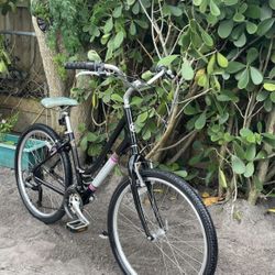 26 GIANT NOVARA 3-8 SPEED READY TO RIDE- TUNE UP DONE ✅