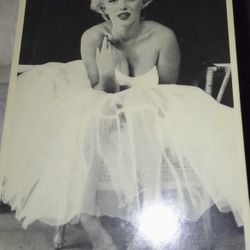 Marilyn Monroe Postcards 10 Of Them 