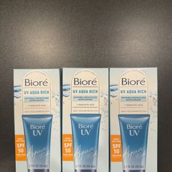 Bioré UV Aqua Rich Weightless Moisturizer SPF 50 