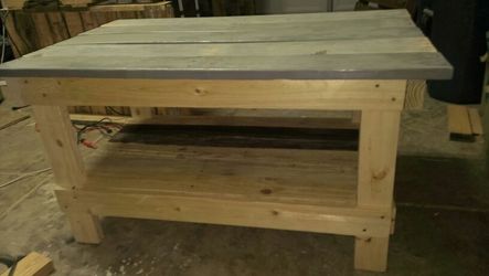 reclaimed wood coffee table
