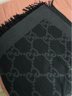 GUCCI BLANKET