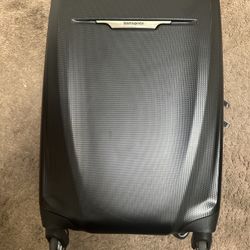Samsonite Hard Shell Suitcase