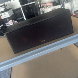 Klipsch Sound Bar Reference R-52C Two-Way Center Channel Speaker, Black Textured Wood Grain Vinyl