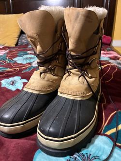 Cabelas size 10 winter boots