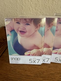 5x7 Clear Acrylic Self Standing Frame, Set of 15