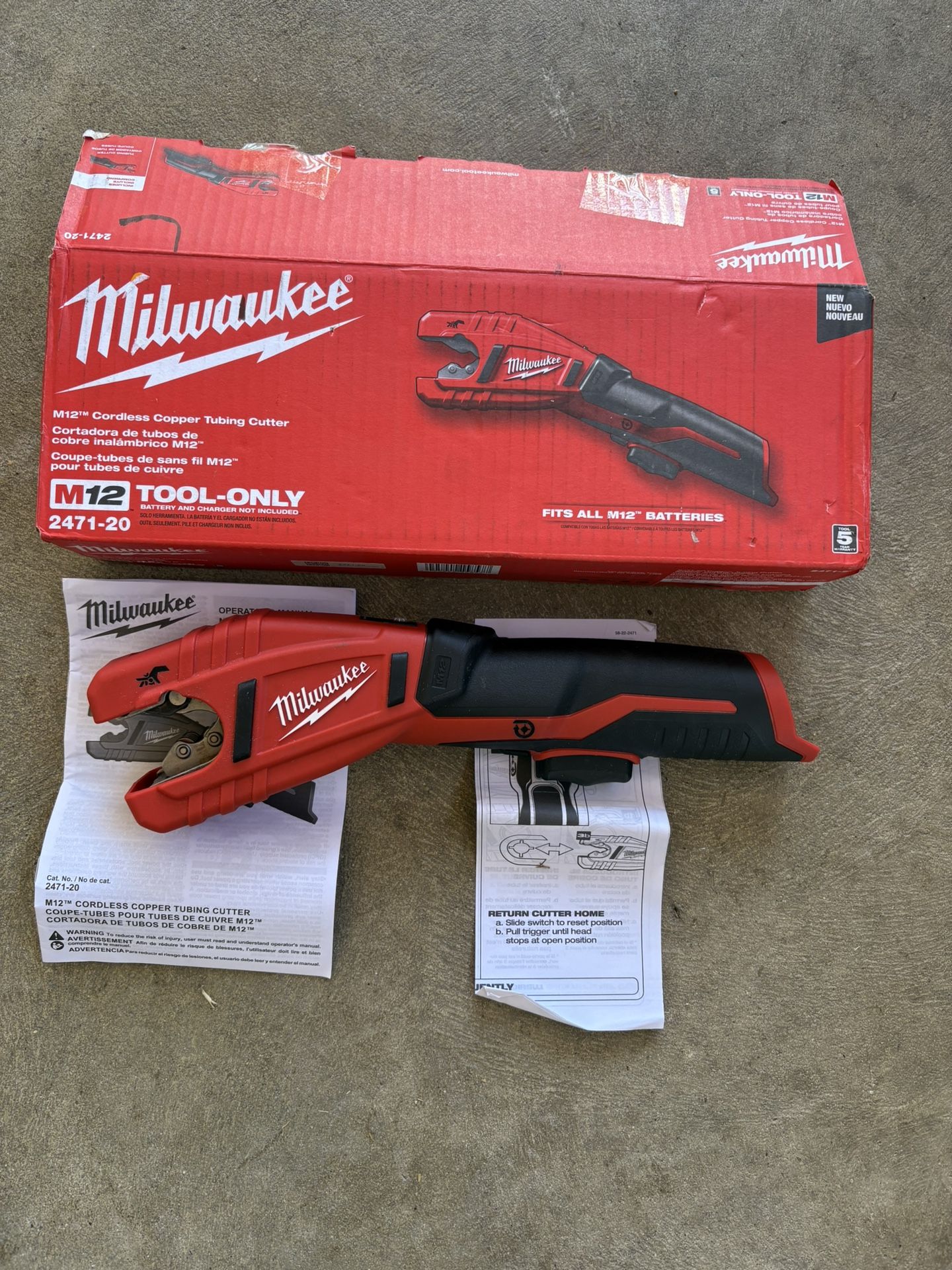 Milwaukee M-12 Cordless Copper Tubing Cutters. Tool Only 2471-20