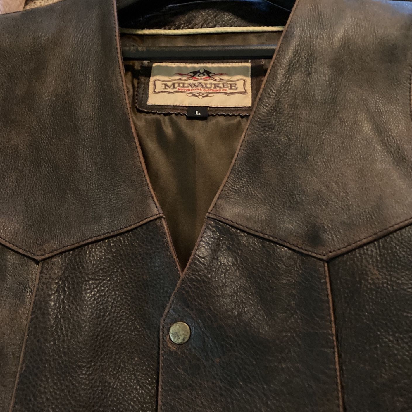 Men’s  Large Milwaukee Brown Leather Vest
