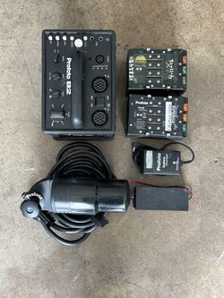 Profoto Pro B2 1200 + Newly Re-Celled LiFePo4 Battery w/ Charger + Pro B Head