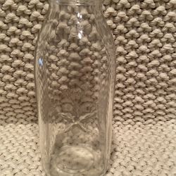Vintage farmhouse milk carafe or can use as flower vase $10