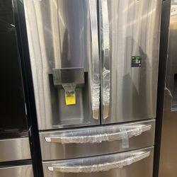 LG 29 cu ft refrigerator with craft ice