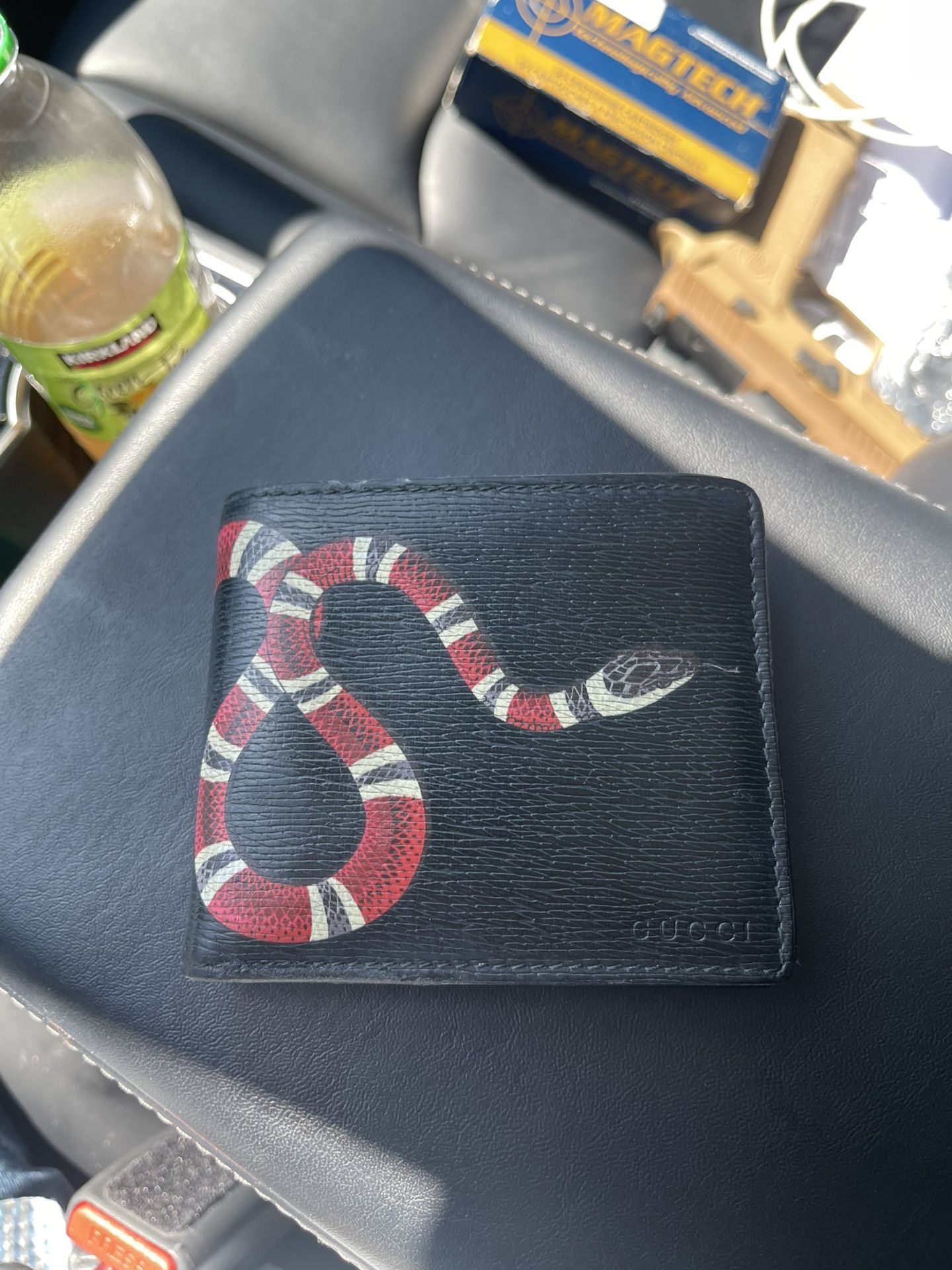 Gucci Black leather snake wallet GREAT CONDITION
