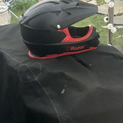 RAZOR FULLFACE MULTI SPORT RACING HELMET-Med Size