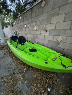 Kayak 2 seats green $340