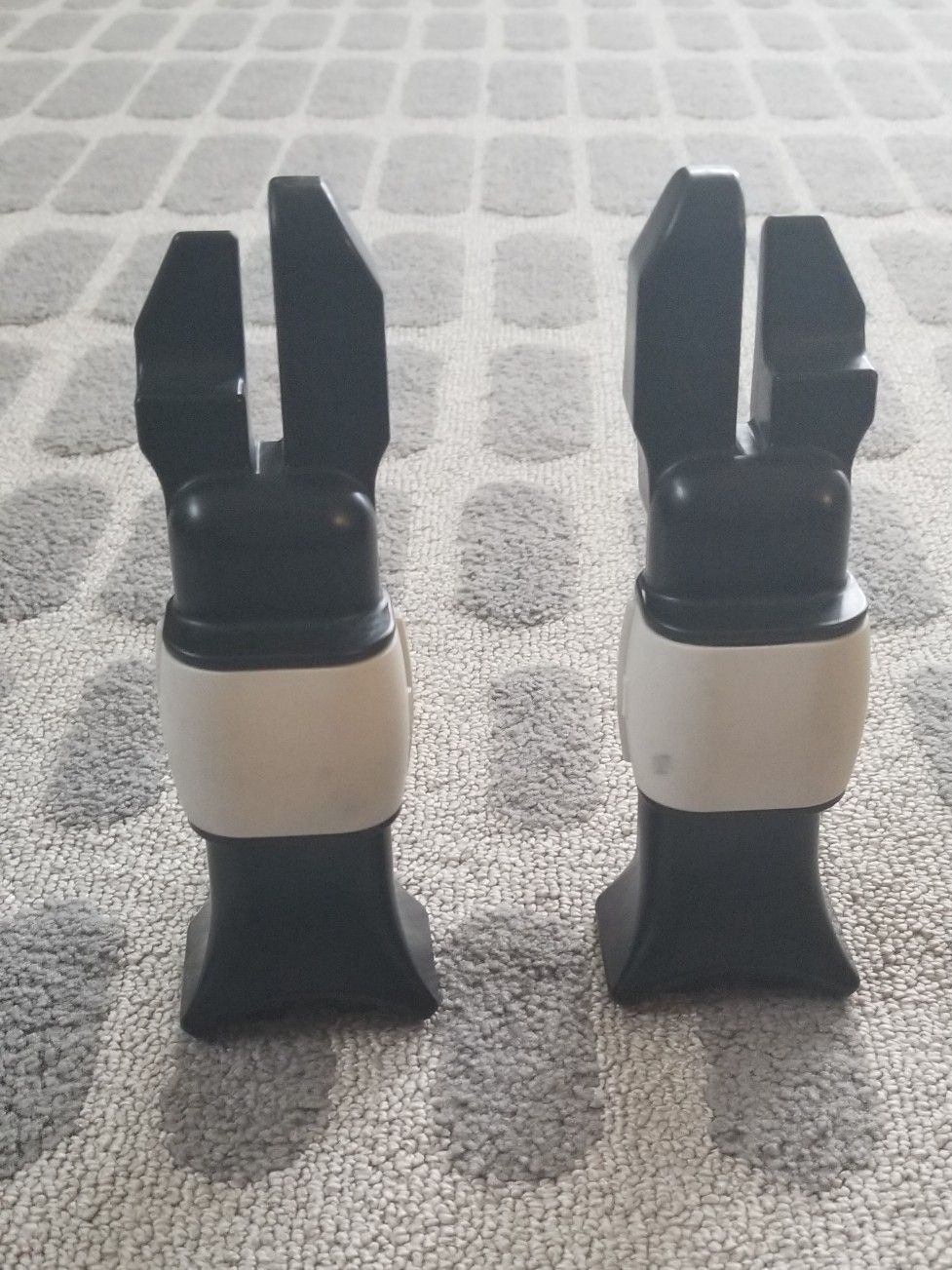 Bugaboo Cameleon adapters for Peg Perego carseat