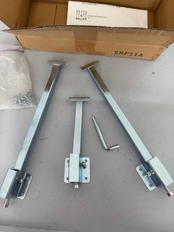 Kitchen sink braces