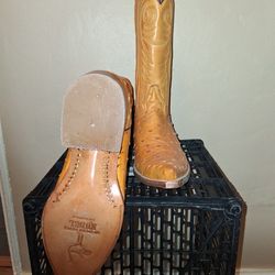 COWBOY BOOTS