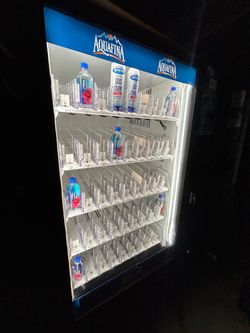Vending Machine for sale 2500