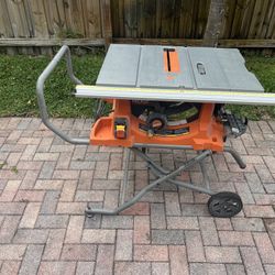 Rigid TS-UV Table Saw