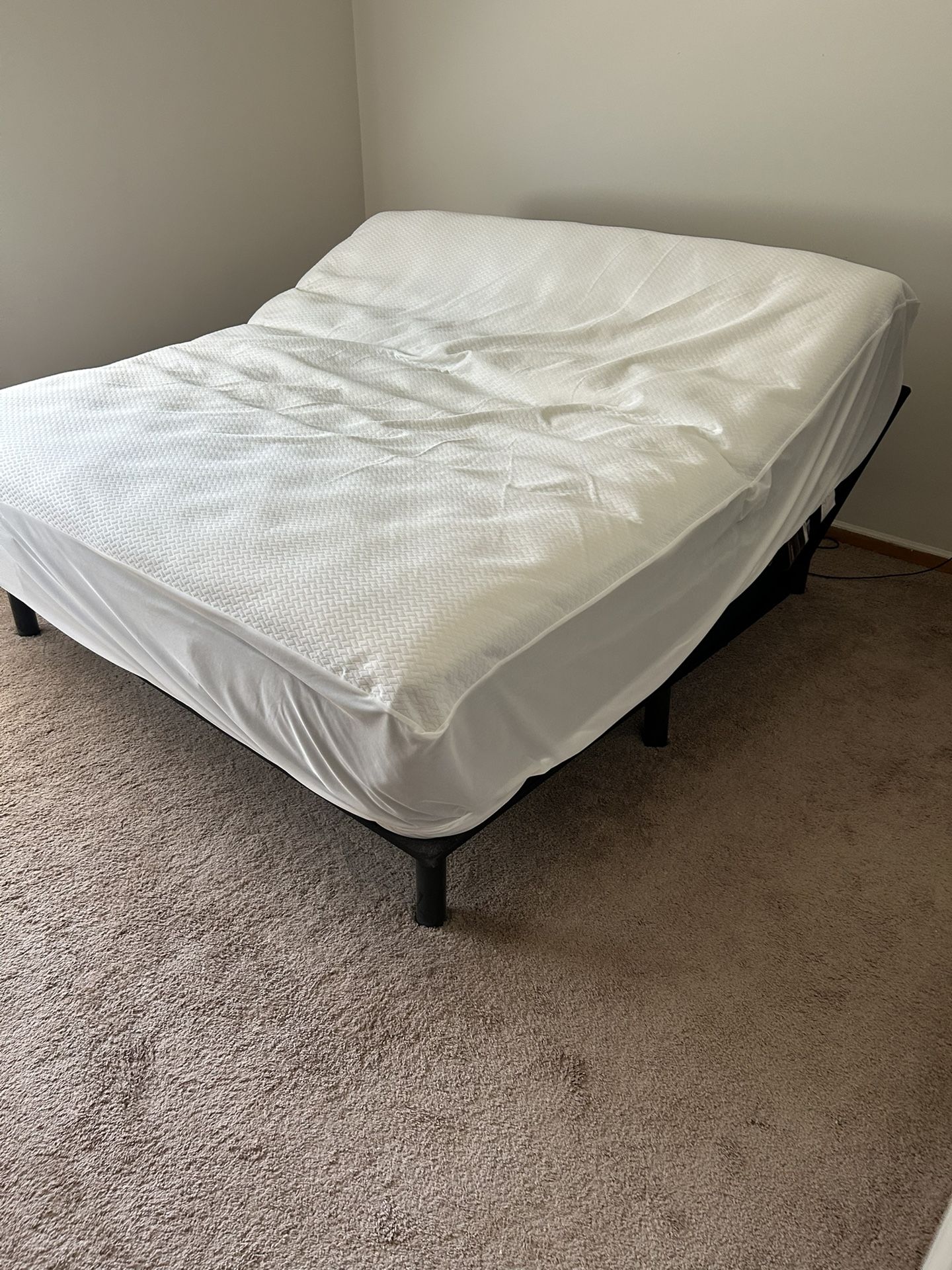 15” Luxury Plush Euro Top Mattress Prime Stearns & Foster With Adjustable Base Bed