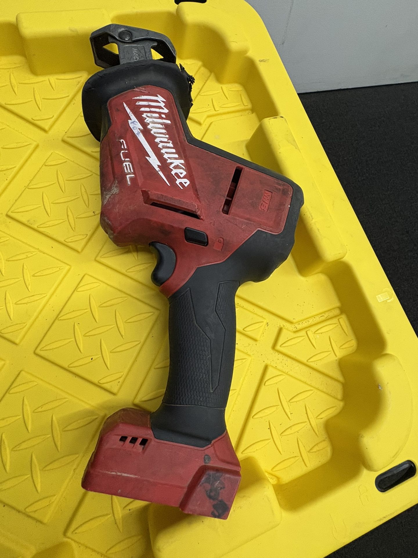Milwaukee 18v Sawzall