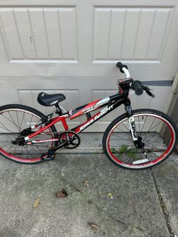 Free Agent Mini.  20 X 1 3/8. 