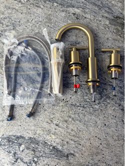 Gold bathroom faucet