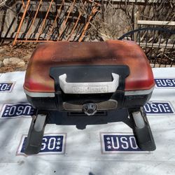 Small gas grill 