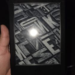Amazon Kindle (8th Gen)