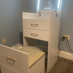 Compact Vanity With Storage