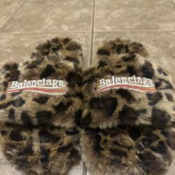 Balenciaga Slides 