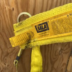 Restraint Safety Belt With La Yard