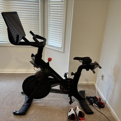 Peloton Bike