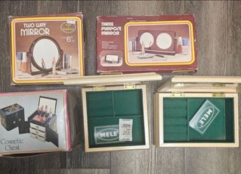 Jewelry Boxes, Cosmetics Chest and mirror