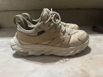 Hokas 5.5
