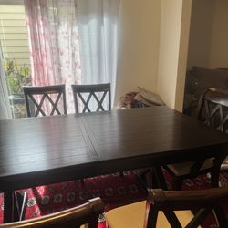 Dinner table with 6  chairs