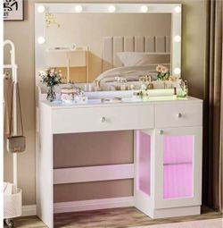 Vanity Desk with Large Mirror and Lights, 39.4" Glass Top Makeup Vanity with RGB Cabinet Drawers Power Outlet 3 Color Light Modes Brightness Adjustabl
